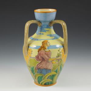 Vaso triansato con decoro in Stile Botticelli